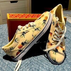 Vans pineapple limited edition womans sneakers